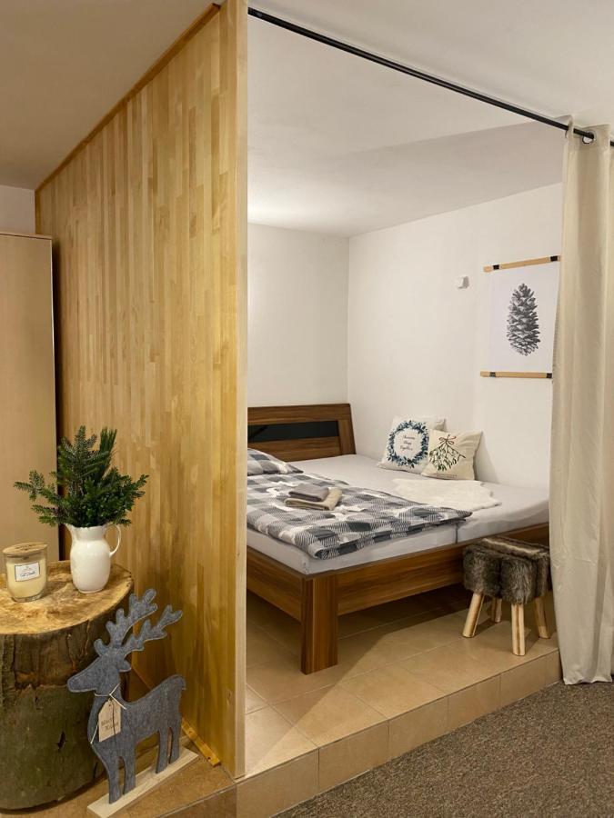 Apartment Silver